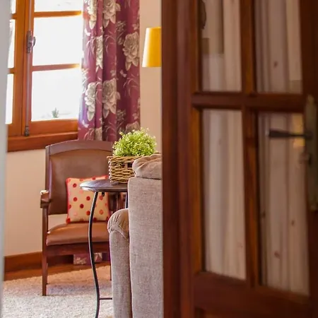 Villa Sleeps 6 Pool Wifi Mozaga